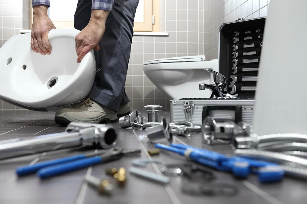 Plumbing tools prepared for a bathroom repair in North Miami Beach